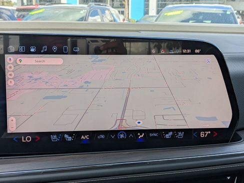 New 2025 Chevrolet Suburban Premier image 28