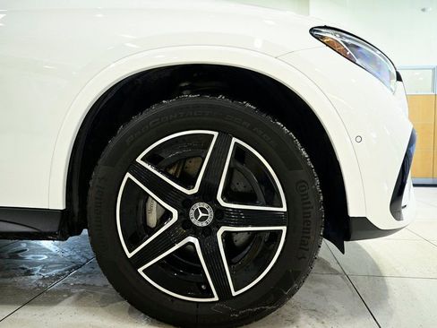 Certified 2025 Mercedes-Benz GLC 350e 4MATIC image 9