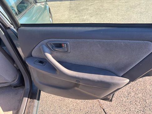 Used 2000 Toyota Camry LE image 20