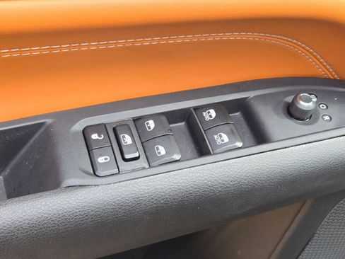 Used 2024 Jeep Compass Limited image 21