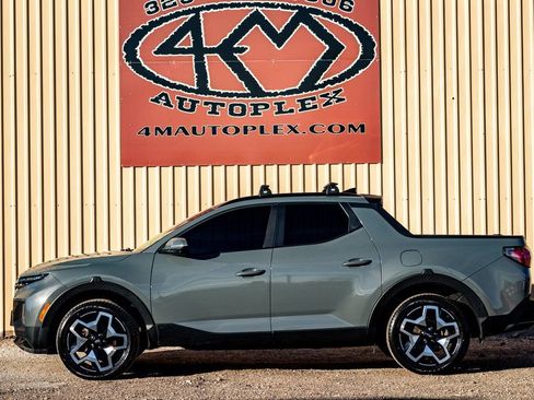 Used 2022 Hyundai Santa Cruz Limited image 7