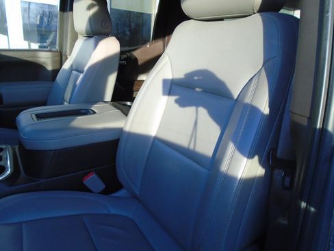 Used 2019 GMC Sierra 1500 SLT w/ SLT Premium Package image 51