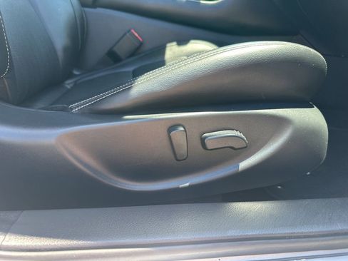 Used 2017 Nissan Maxima 3.5 SL FWD image 21