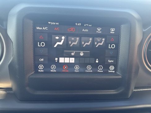 Certified 2021 Jeep Wrangler Unlimited Sport image 9