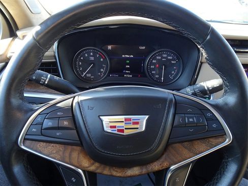 Certified 2023 Cadillac XT5 Premium Luxury w/ Platinum Package image 21