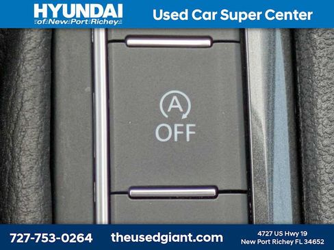 Used 2021 Volkswagen Tiguan SE w/ Panoramic Sunroof Package FWD image 31