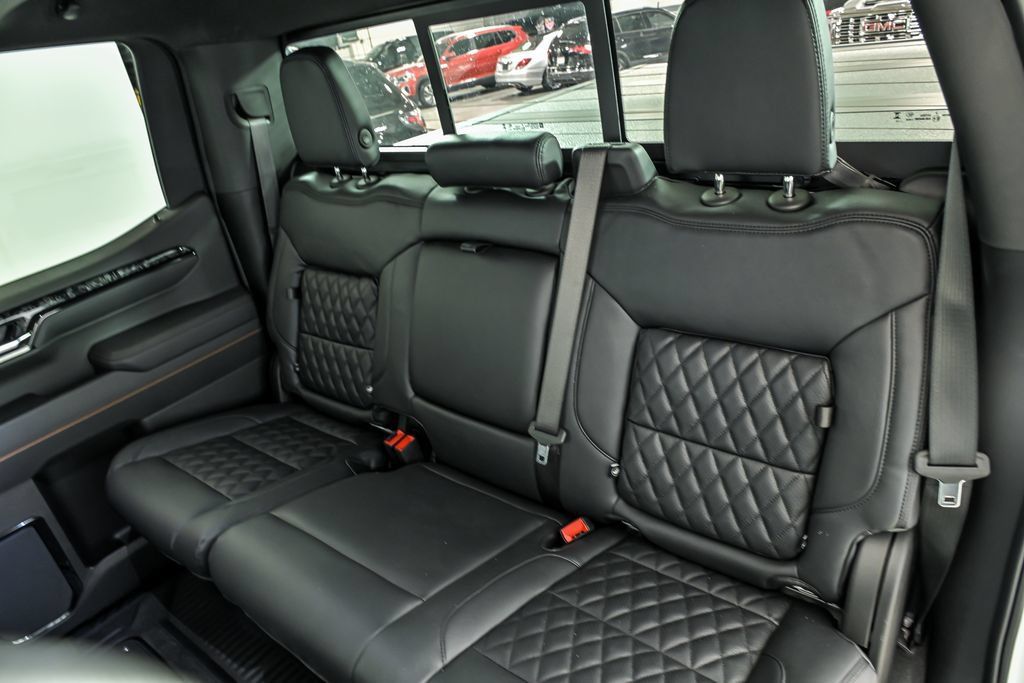 New 2026 GMC Sierra 1500 AT4 w/ Technology Package AWD/4WD image 12