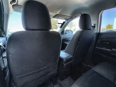 Used 2021 Mitsubishi Outlander Sport SE image 14