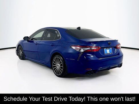 Used 2024 Toyota Camry XSE FWD image 5