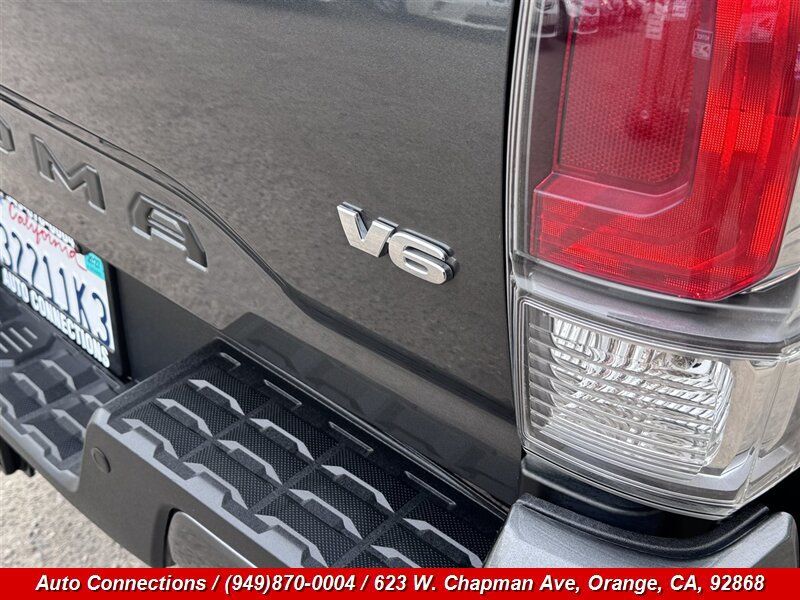 Used 2021 Toyota Tacoma TRD Off-Road w/ Technology Package AWD/4WD image 31