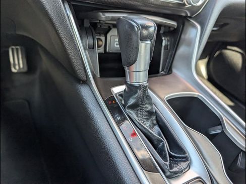 Used 2022 Honda Accord Sport image 12