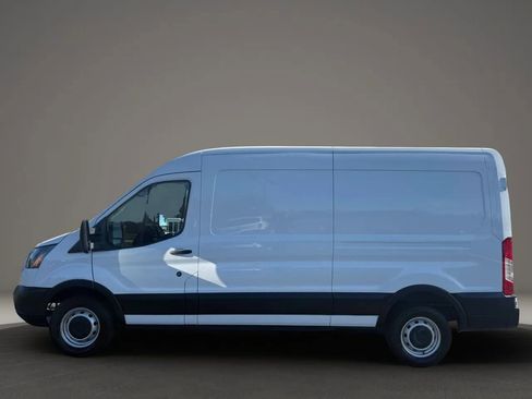 Used 2019 Ford Transit 250 148 Medium Roof image 10