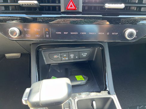 Used 2025 Kia K5 GT-Line w/ GT-Line Premium Package FWD image 18