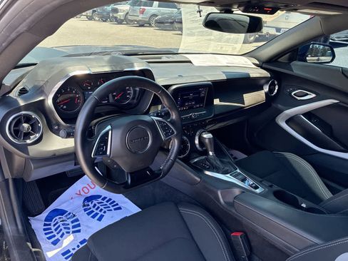 Used 2021 Chevrolet Camaro LT RWD image 10