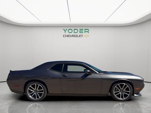 Used 2023 Dodge Challenger R/T image 4