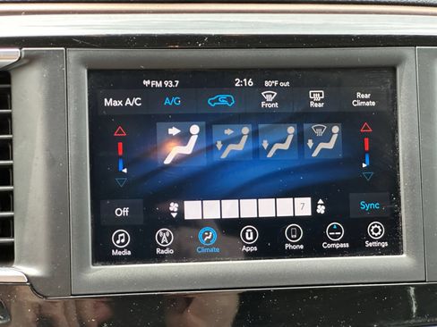 Used 2019 Chrysler Pacifica L FWD image 22