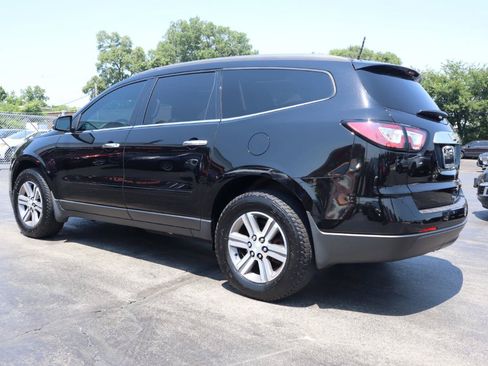 Used 2016 Chevrolet Traverse LT FWD image 3
