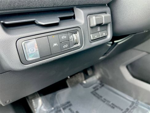 New 2026 GMC Sierra EV Elevation image 15