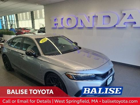 Used 2024 Honda Civic Sport image 1