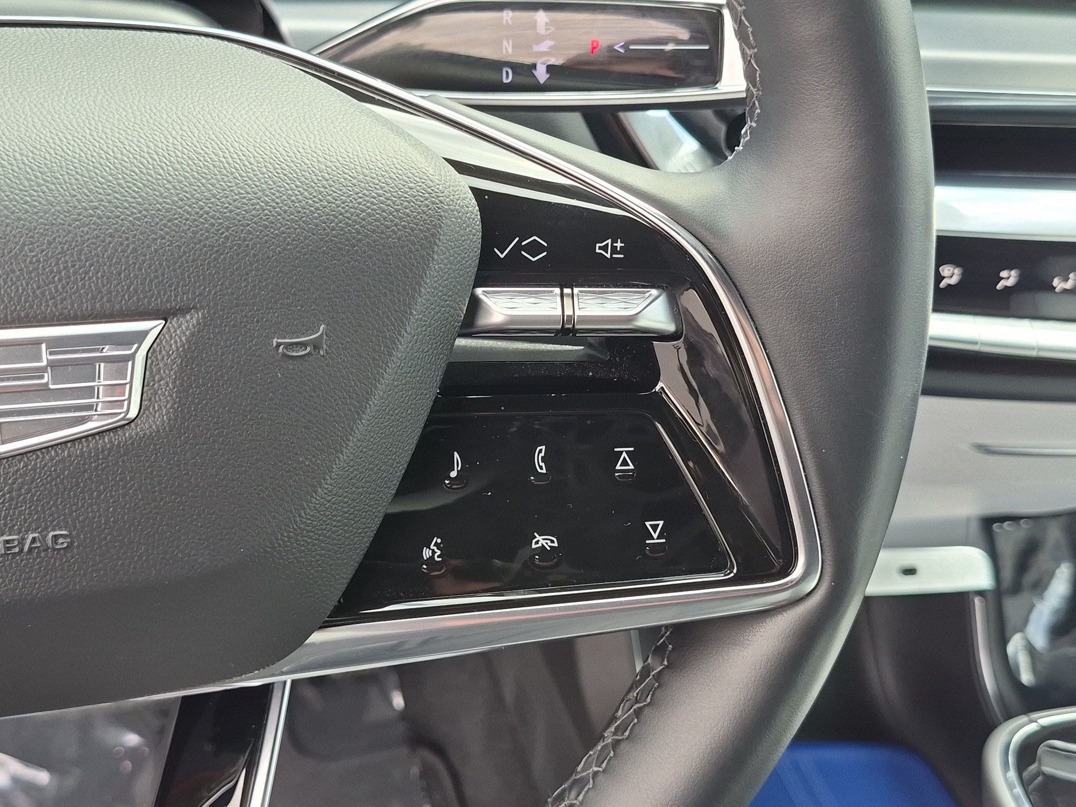Used 2024 Cadillac Lyriq Sport RWD image 20