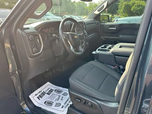 Used 2020 Chevrolet Silverado 1500 LT w/ Texas Edition AWD/4WD image 10