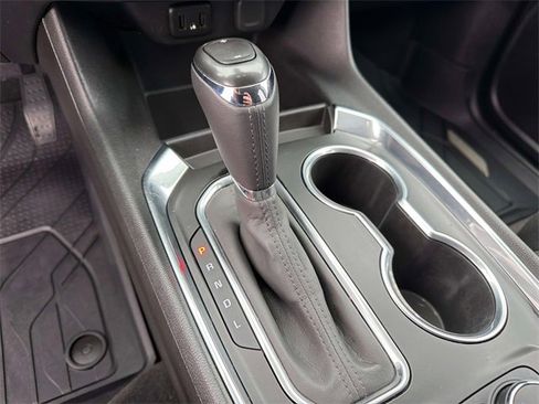 Used 2020 Chevrolet Traverse LT image 31