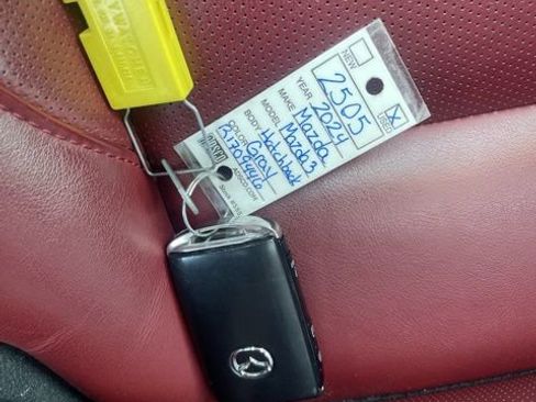 Used 2024 MAZDA MAZDA3 s image 53