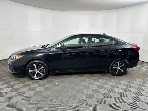 Used 2022 Subaru Impreza 2.0i Premium image 11