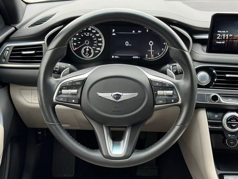 Used 2023 Genesis G70 2.0T image 21