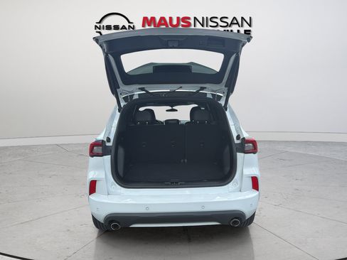 Used 2023 Ford Escape ST-Line w/ Tech Pack #1 FWD image 15
