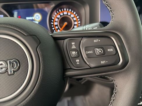 New 2026 Jeep Gladiator Sport image 13