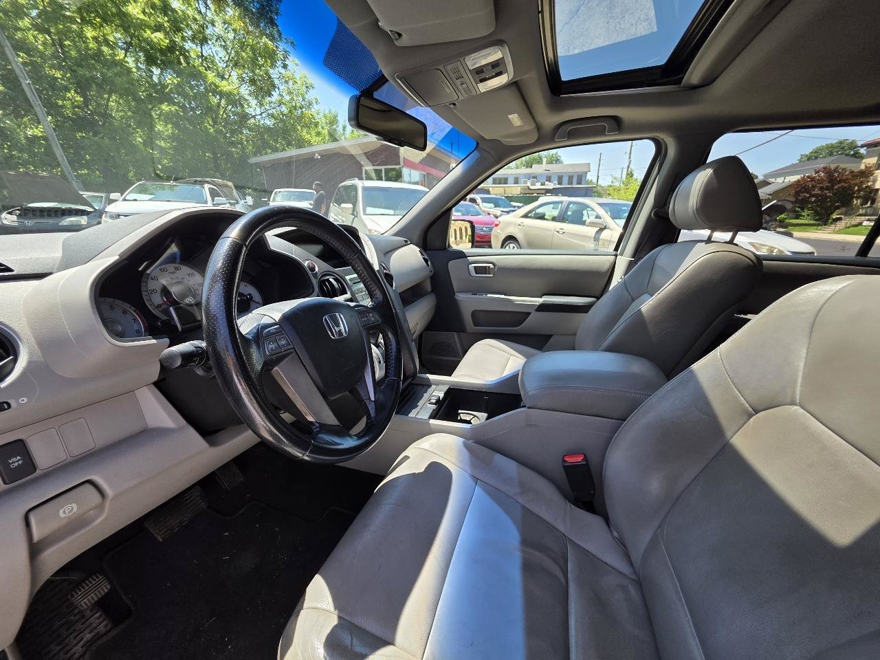Used 2010 Honda Pilot EX-L image 19