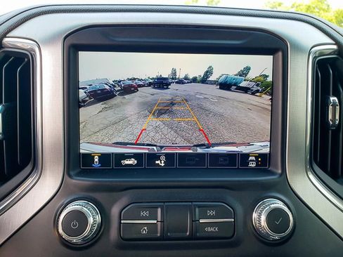 Used 2023 GMC Sierra 2500 SLT w/ SLT Convenience Package image 17