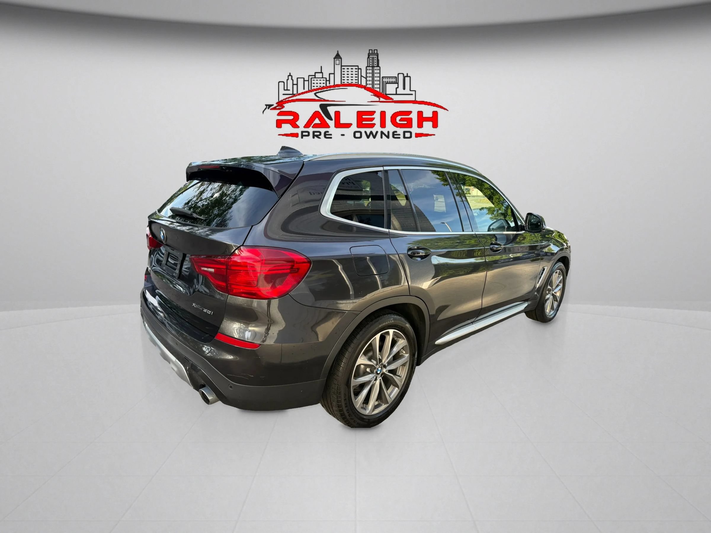 Used 2019 BMW X3 xDrive30i w/ Driving Assistance Package AWD/4WD image 4