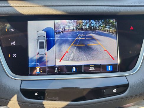 Used 2023 Cadillac XT5 Premium Luxury w/ Technology Package image 17