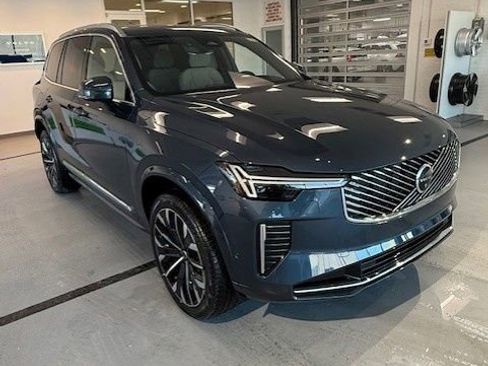 New 2026 Volvo XC90 B6 Plus w/ Protection Package Premier image 6