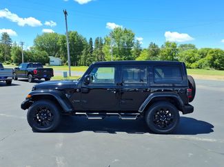 Used 2022 Jeep Wrangler Unlimited Sahara AWD/4WD video 2