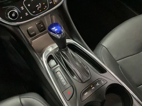 Used 2016 Chevrolet Volt Premier w/ Driver Confidence Package FWD image 14