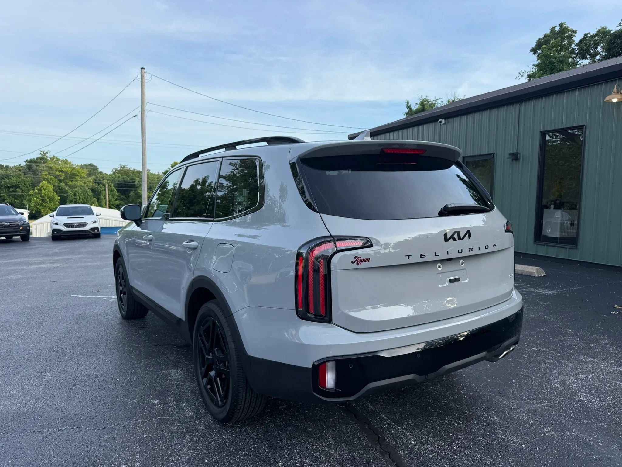 Used 2025 Kia Telluride SX X-Line AWD/4WD image 4