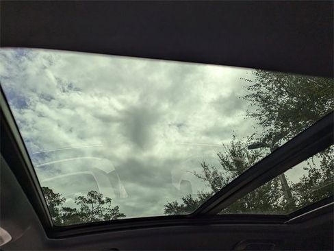 Used 2025 Audi Q3 2.0T Premium w/ Convenience Package image 14