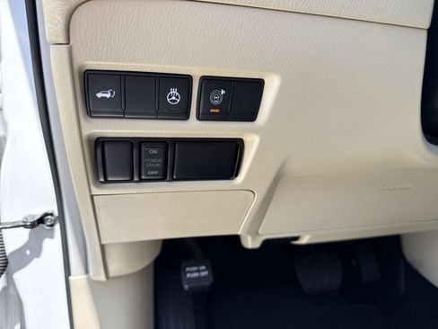 Used 2022 INFINITI QX80 Luxe w/ Cargo Package AWD/4WD image 19