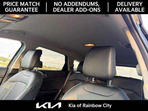 Used 2025 Kia Sportage EX FWD image 20