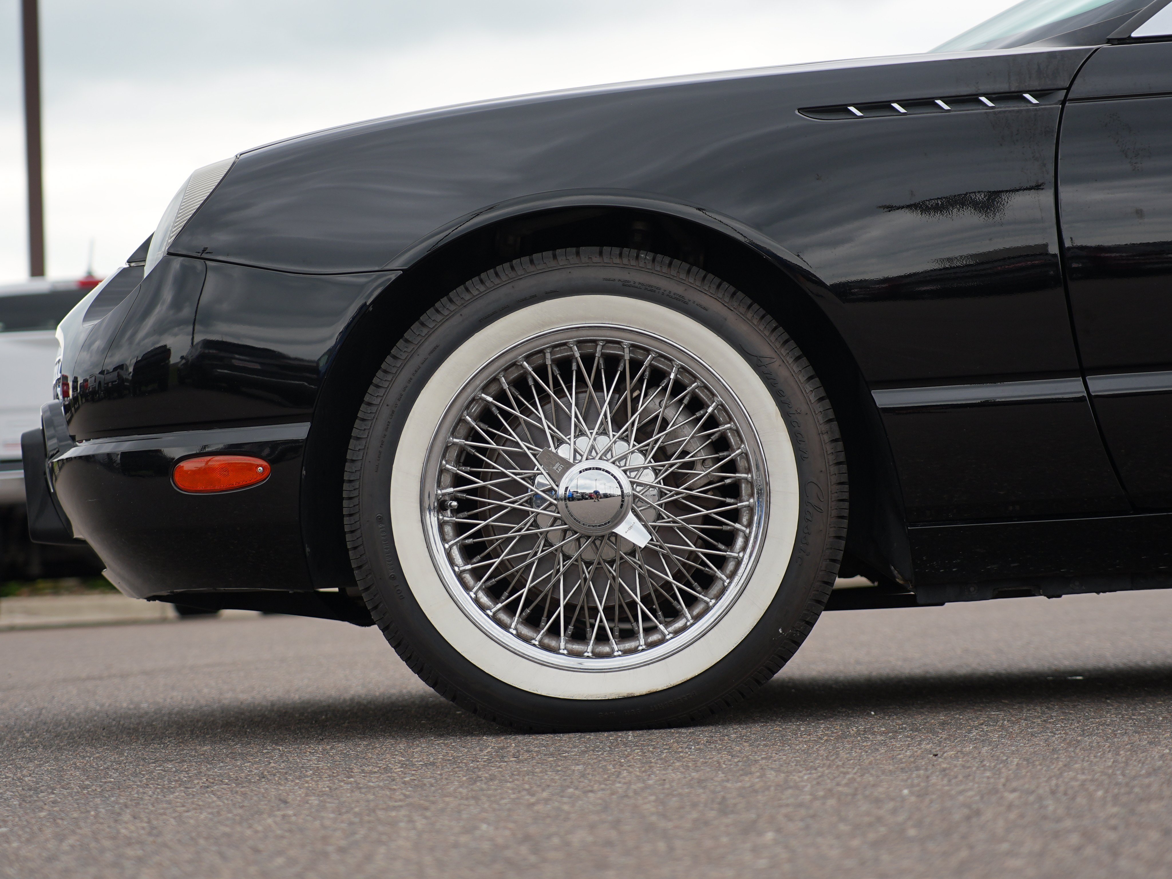 Used 2002 Ford Thunderbird RWD image 11