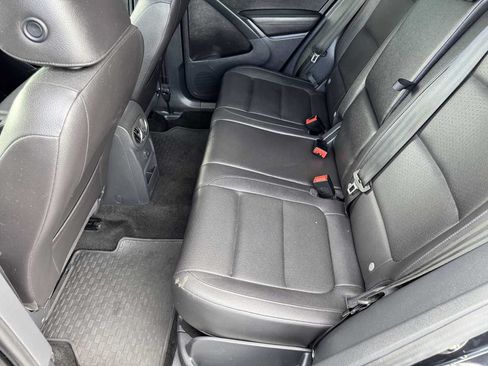 Used 2017 Volkswagen Tiguan S AWD/4WD image 30