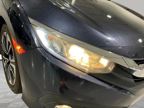 Used 2017 Honda Civic EX-L image 31