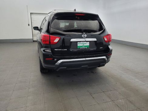 Used 2019 Nissan Pathfinder S AWD/4WD image 6