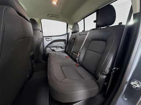 Used 2022 Chevrolet Colorado LT w/ LT Convenience Package image 23