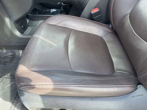 Used 2021 Toyota Sienna Platinum image 28