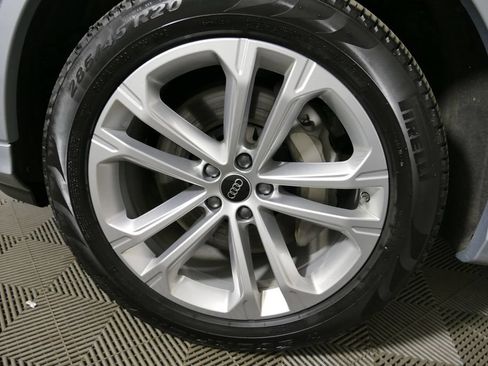 Used 2025 Audi Q7 3.0T Premium Plus AWD/4WD image 9
