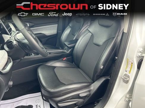 Used 2022 Jeep Compass Latitude AWD/4WD image 33